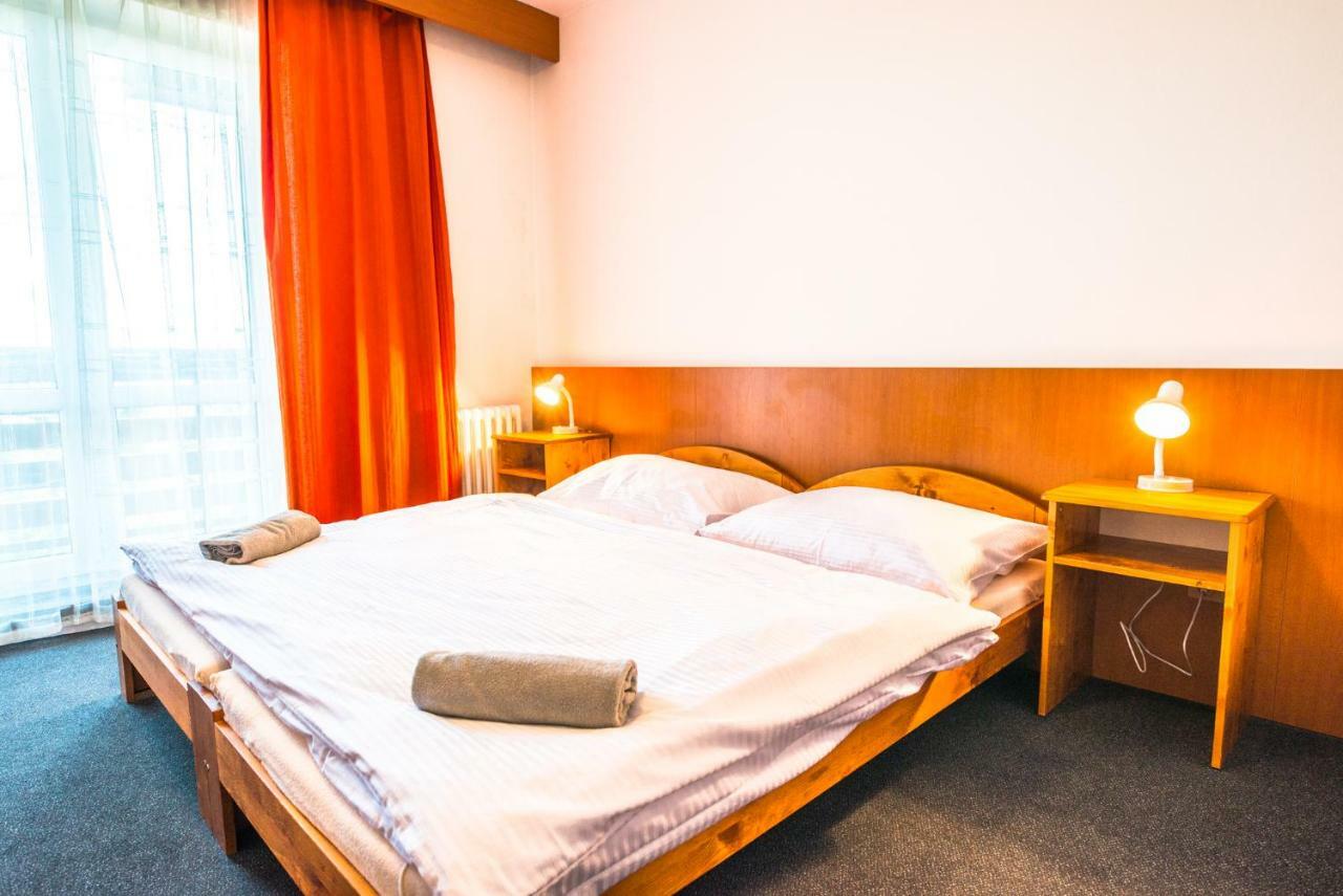 Horsky Hotel Kozubova Dolní Lomná Extérieur photo
