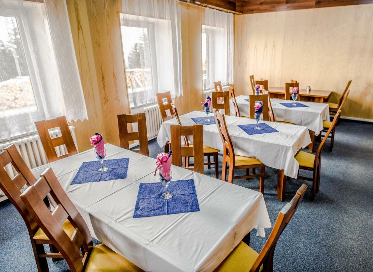 Horsky Hotel Kozubova Dolní Lomná Extérieur photo
