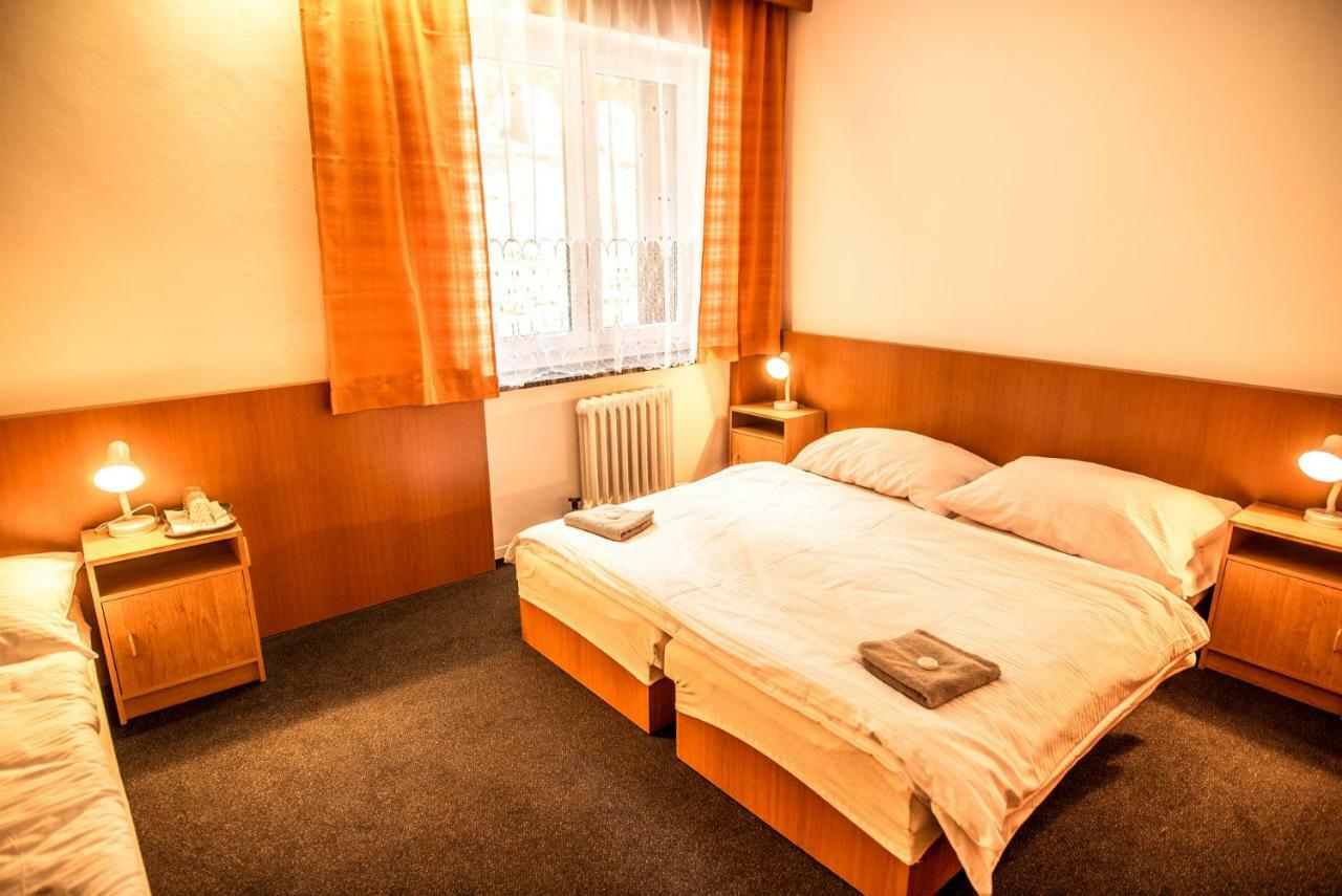 Horsky Hotel Kozubova Dolní Lomná Extérieur photo
